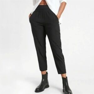 Athleta Nolita Slim Tapered Crop Pant -Size 10